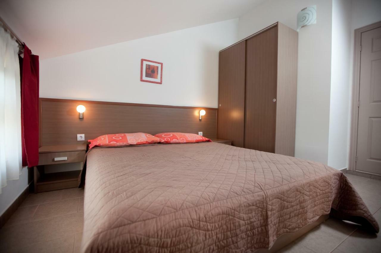 Apartments Smiljka II Tučepi Екстериор снимка