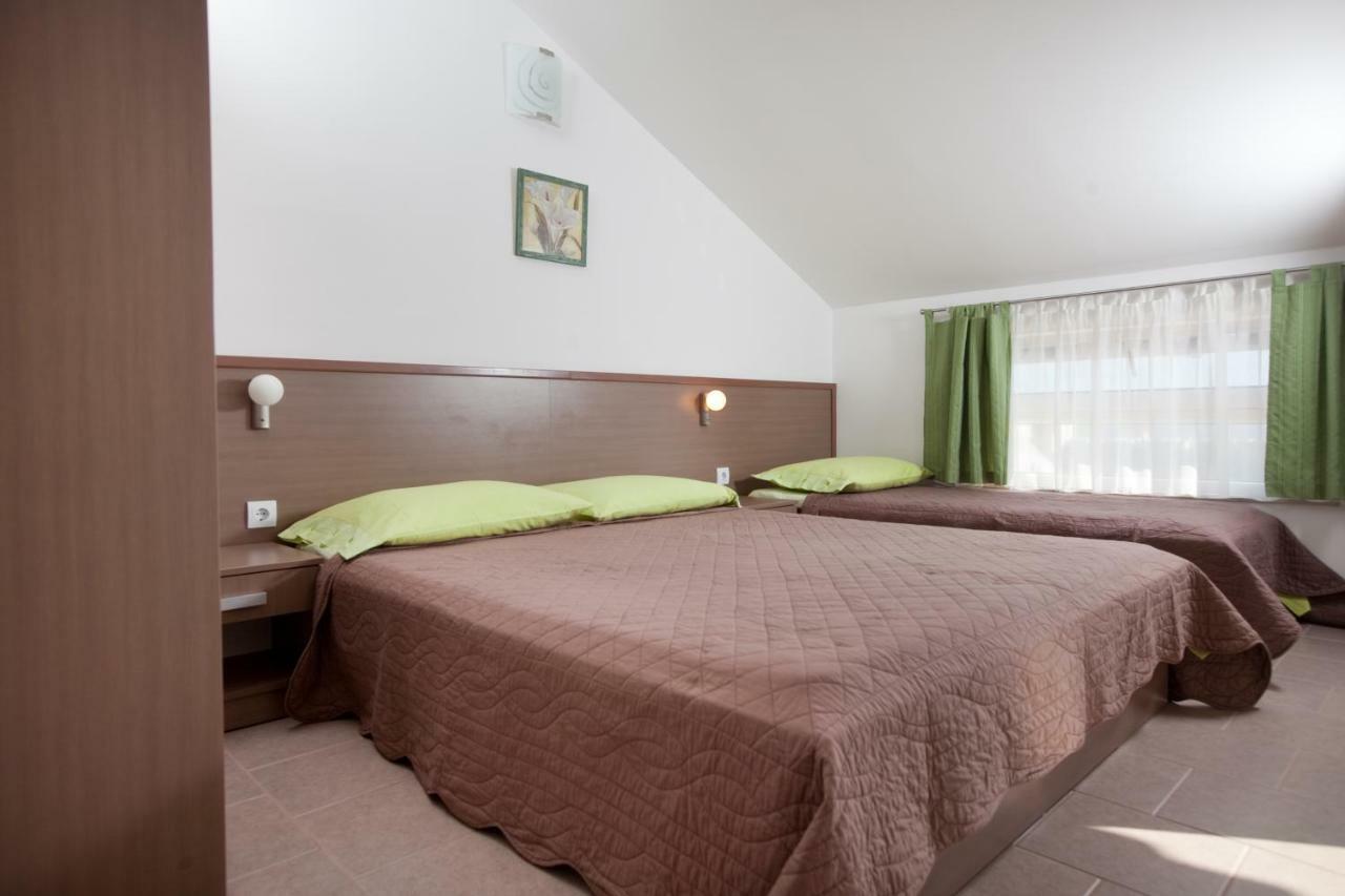 Apartments Smiljka II Tučepi Екстериор снимка