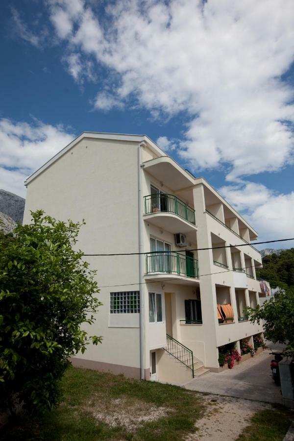 Apartments Smiljka II Tučepi Екстериор снимка